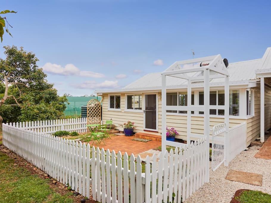 Moonya Avocado Farm Cottage - With Early Check-In جبل تامبورين المظهر الخارجي الصورة