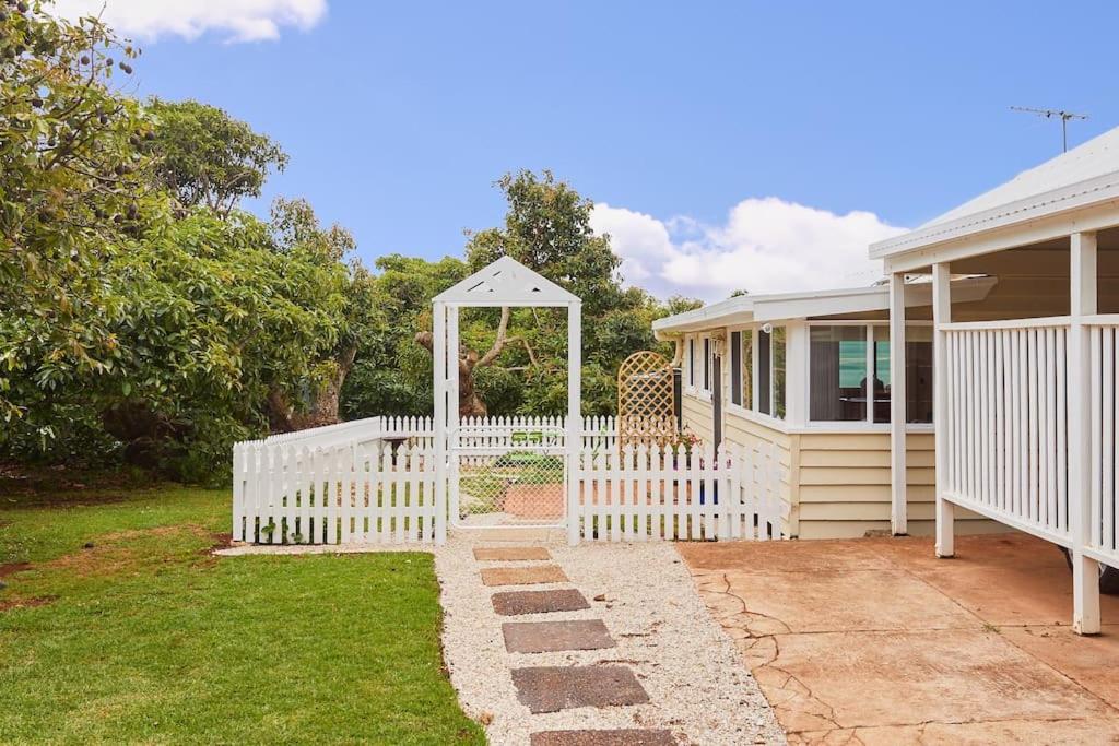 Moonya Avocado Farm Cottage - With Early Check-In جبل تامبورين المظهر الخارجي الصورة