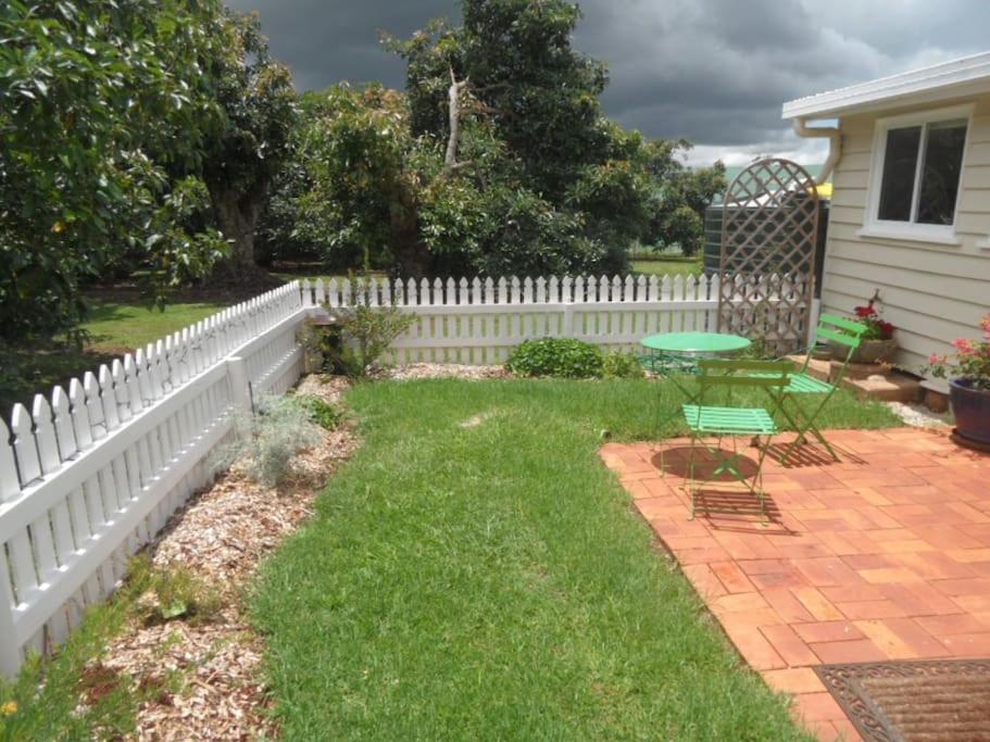 Moonya Avocado Farm Cottage - With Early Check-In جبل تامبورين المظهر الخارجي الصورة